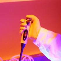 3.11.2010 - Tým iDNES.cz  již zveřejnil svou  reportáž o laboratořích nanocentra...
