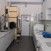 25.10.2010 - Virtuální procházka nanocentrem - podívejte se na přístroje v jeho laboratořích